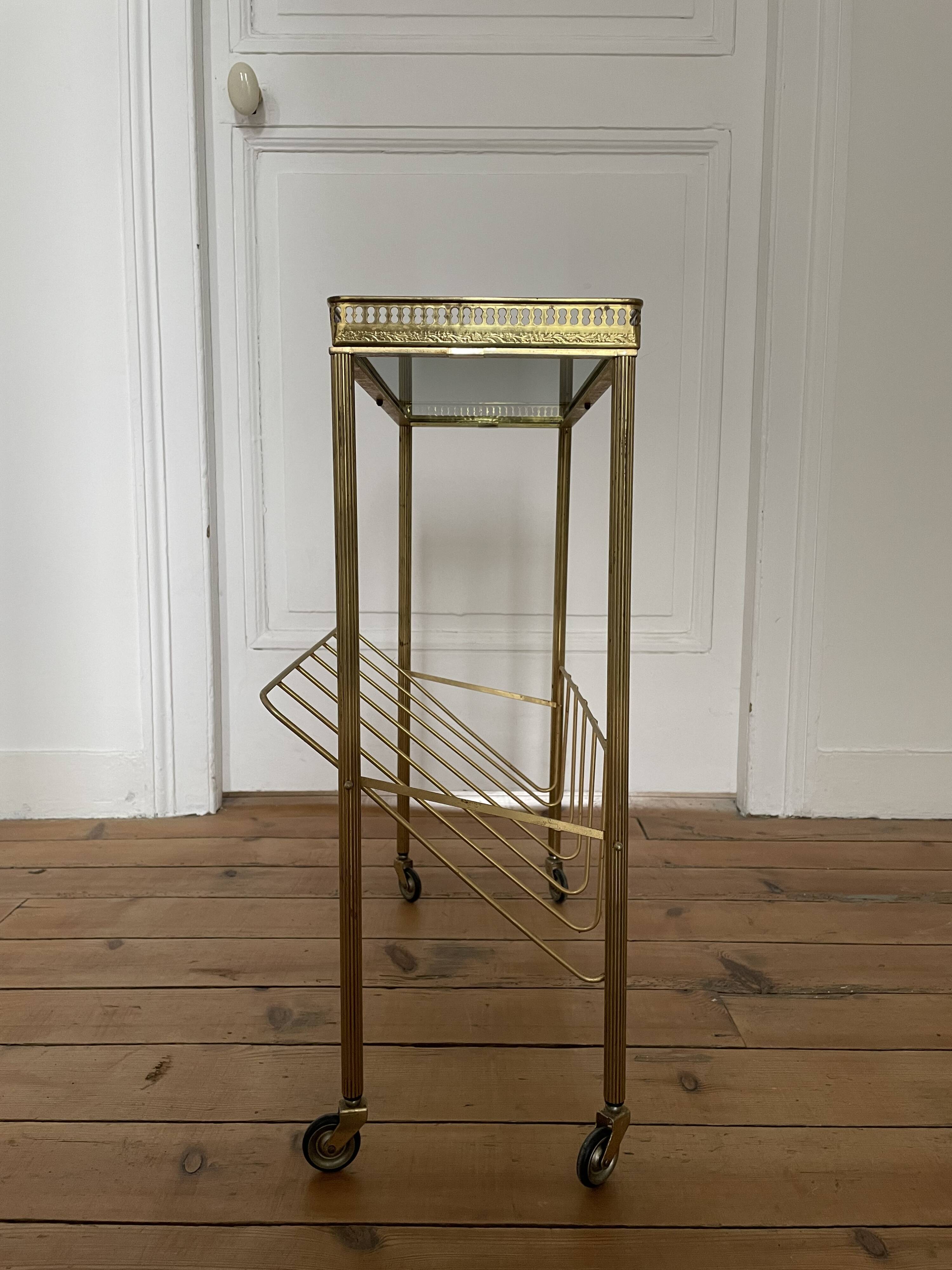 Desserte vintage, range revues, vinyles