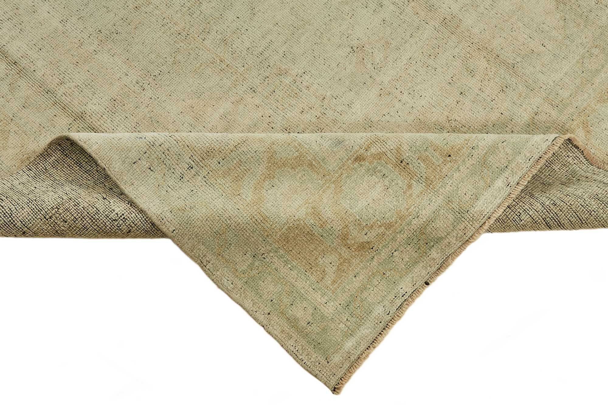 Turkish Vintage Anatolian Rug 167 cm x 272 cm