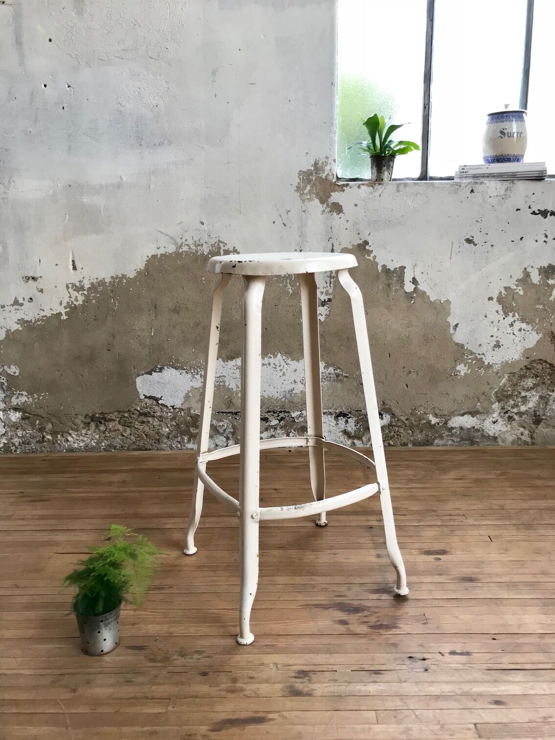 Nicolle high industrial tab.