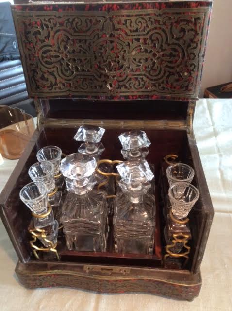 Liquor cellar type Napoleon