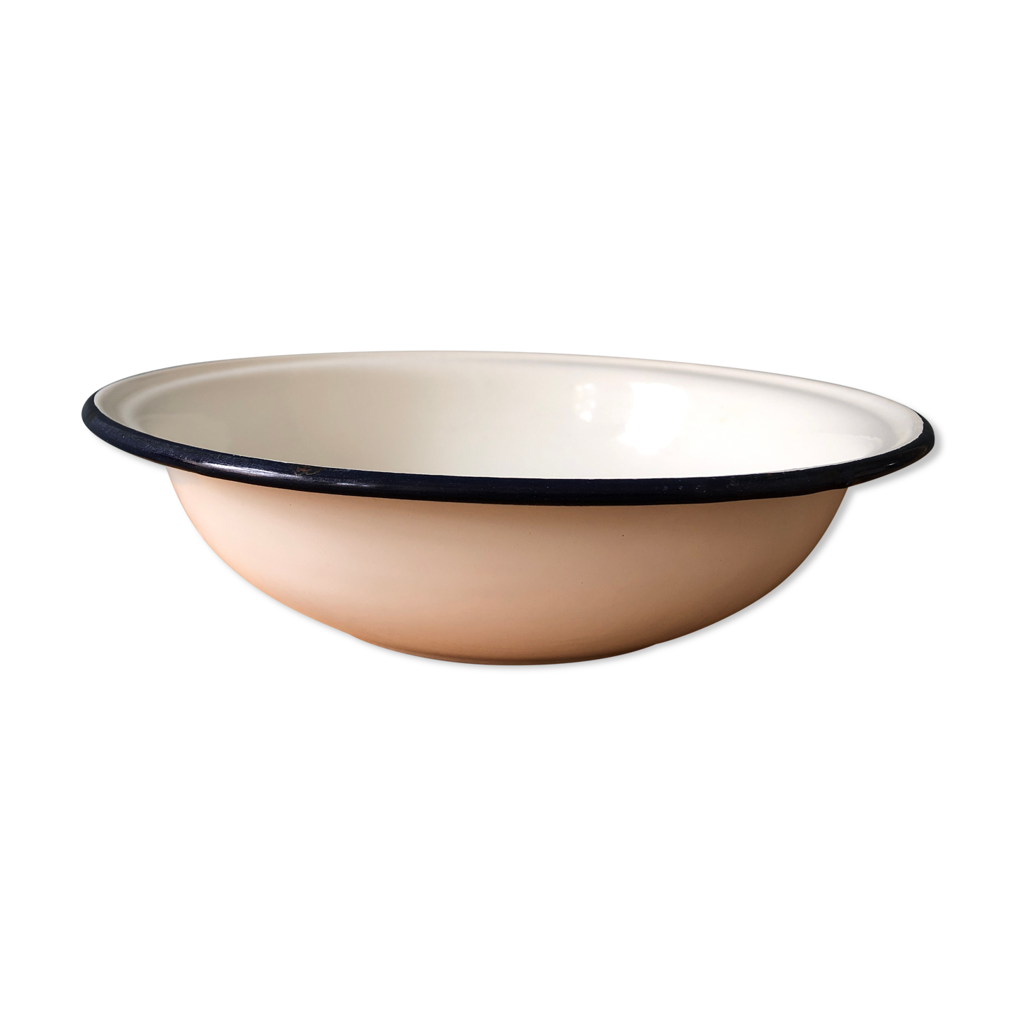 Ancient enamelled sheet metal basin