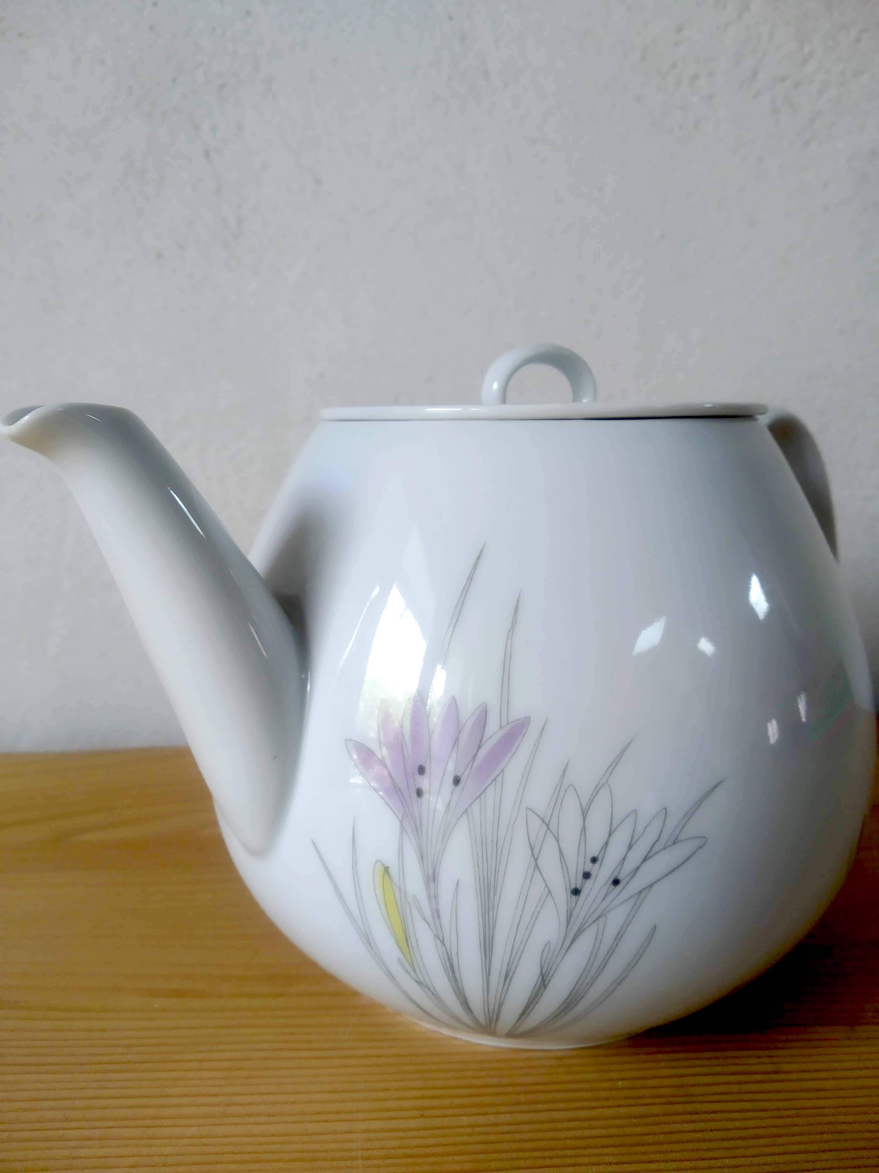Théière et crémier Thomas Rosenthal modèle Crocus  Vintage