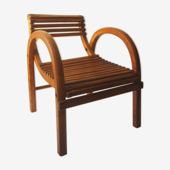 Chaise moderniste en bois
