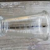 measuring glass