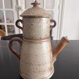 Teapot with signed sandstone filter