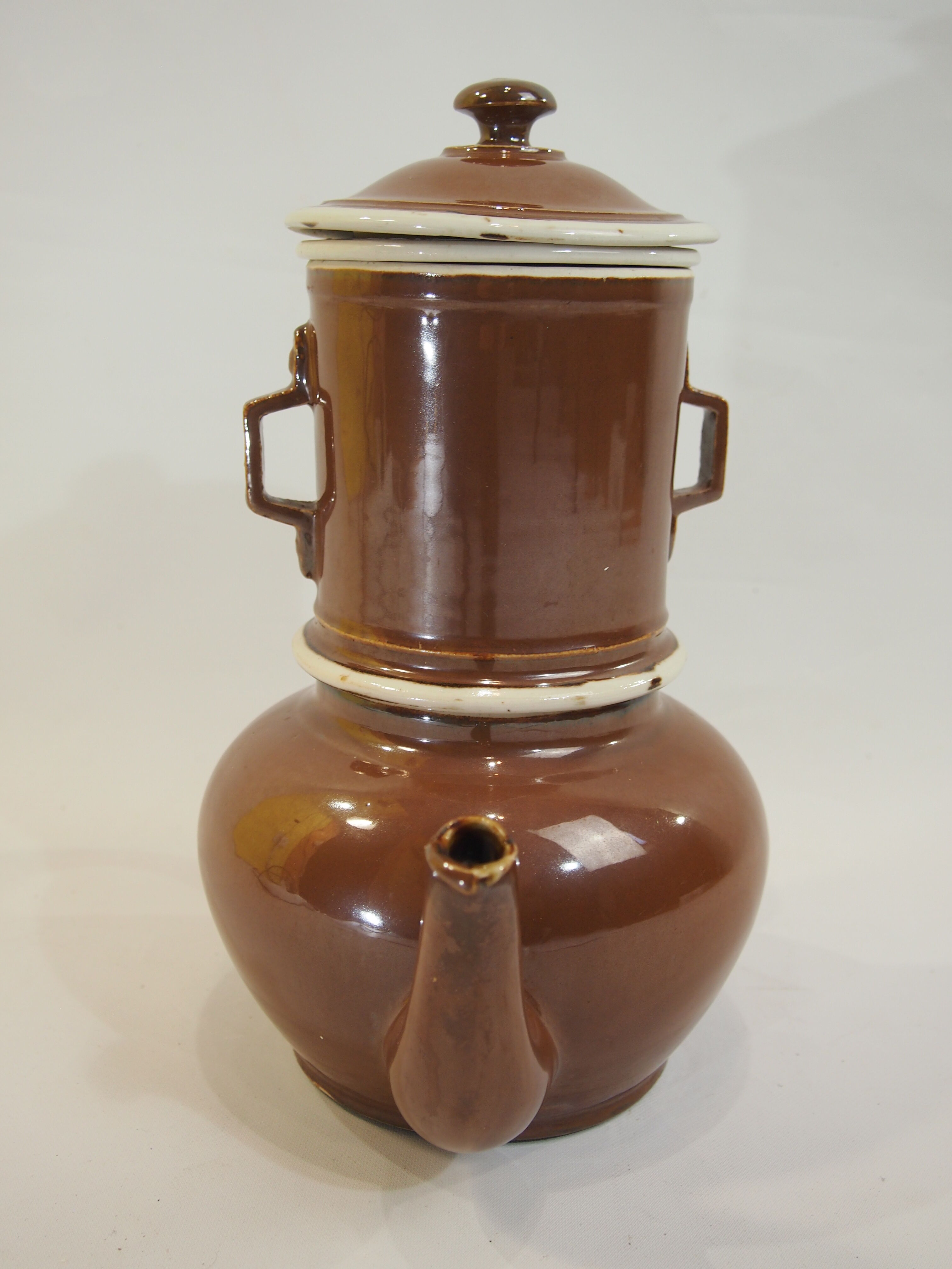 Ceramic/vintage teapot