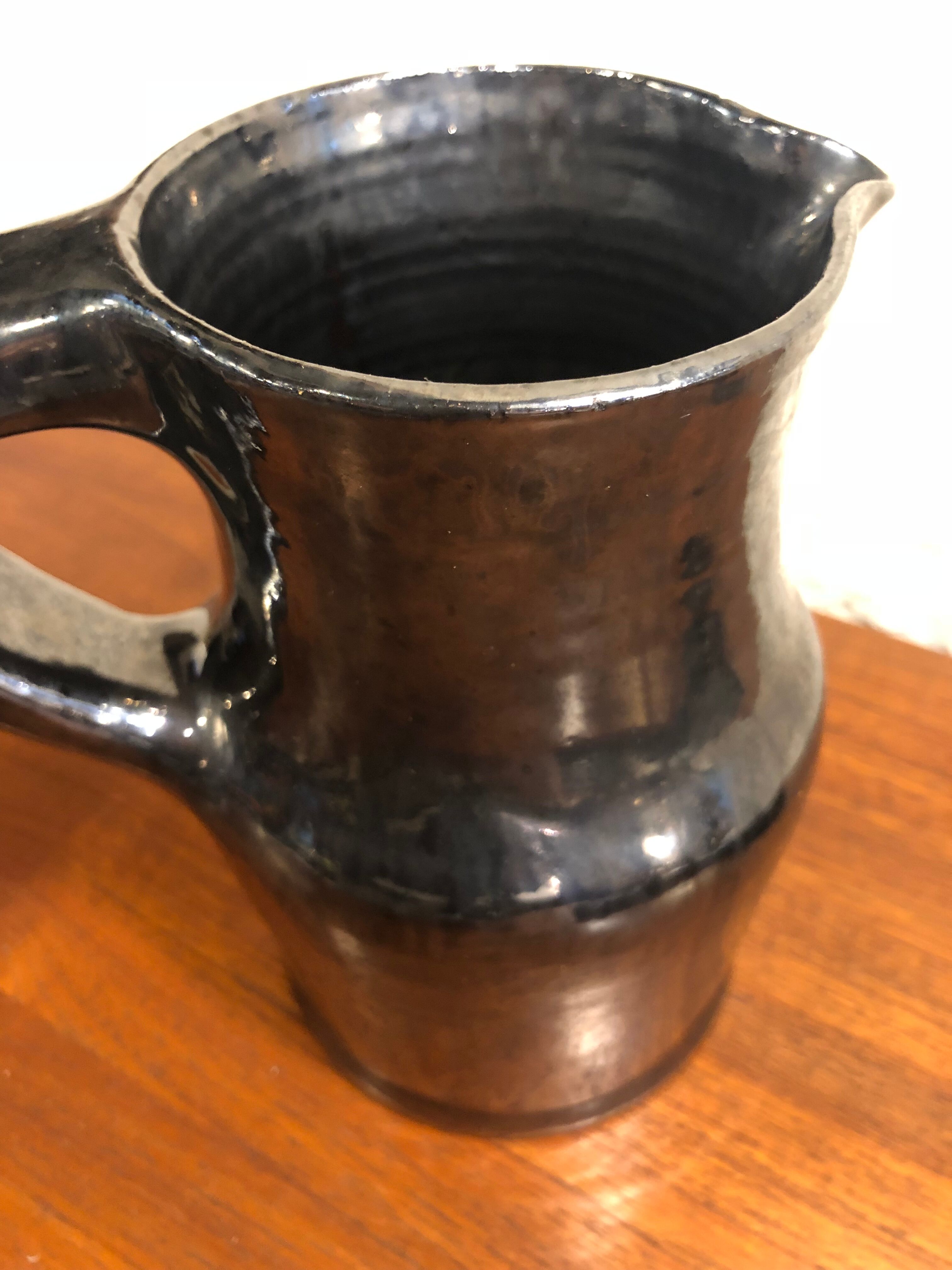 Rare black pitcher Picaut