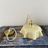 Beige opaline suspension