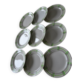 9 Ceranord St Amand checkered flat plates