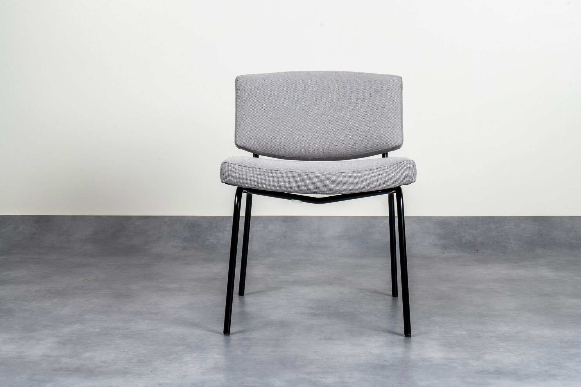 Armchair Council of Pierre Guariche for Meurop with Kavdrat fabric