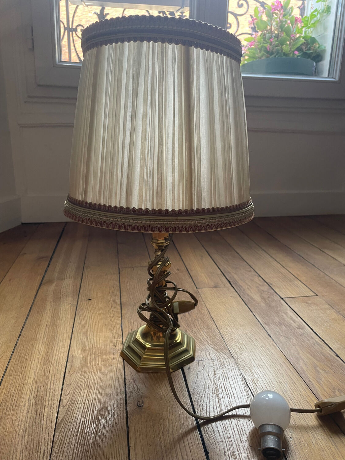 Brass bedside lamp