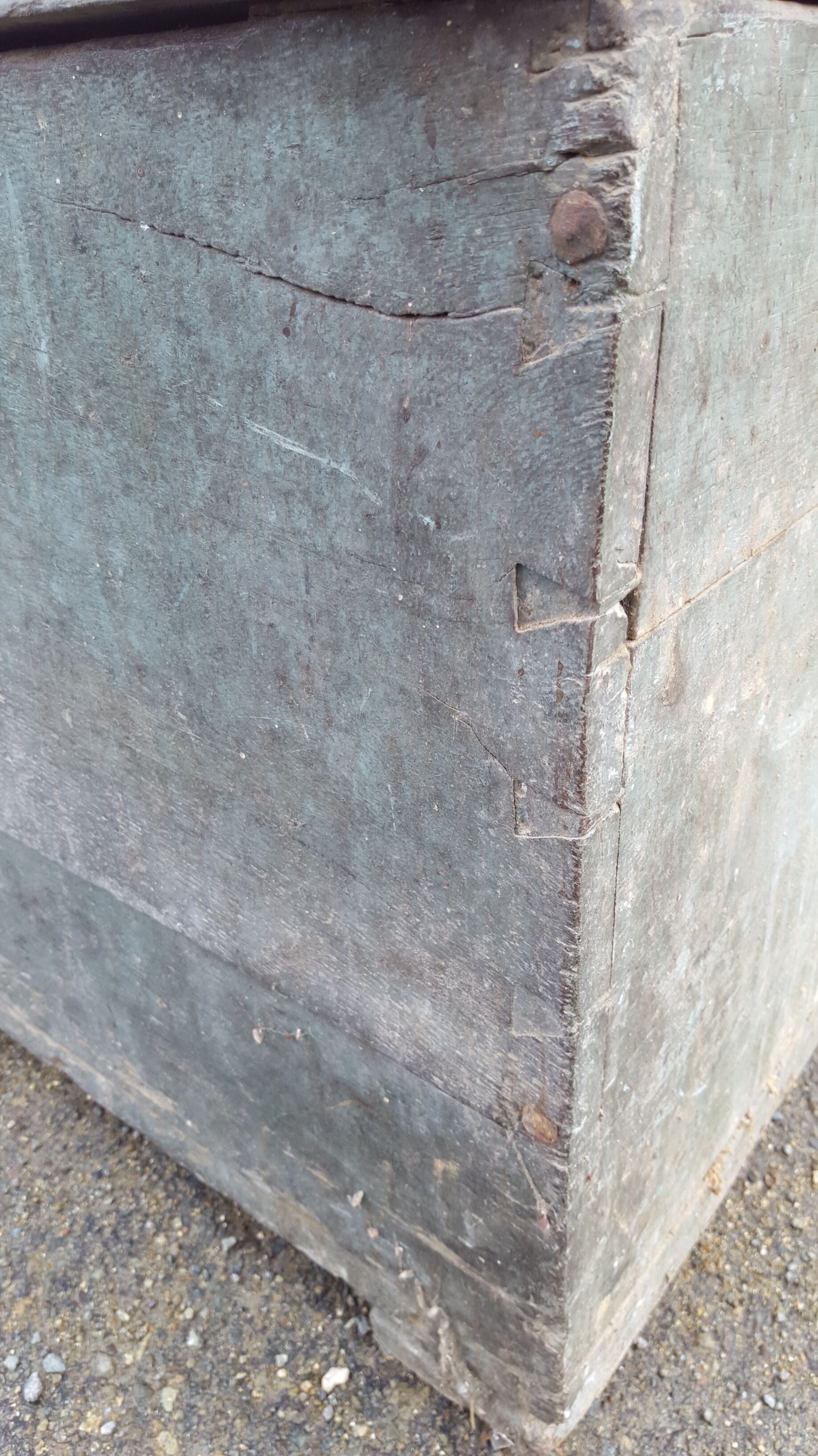 Eighteenth trunk oak patina "original