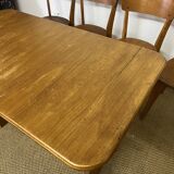 Ensemble table et 4 chaises en bois vintage
