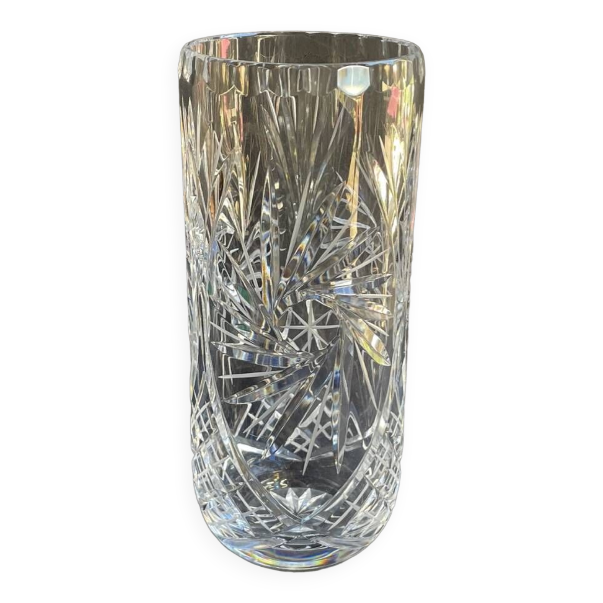 Cylindrical vase – handmade cut crystal