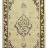 1960s Handmade Wool Oriental Beige Carpet 154 cm x 261 cm