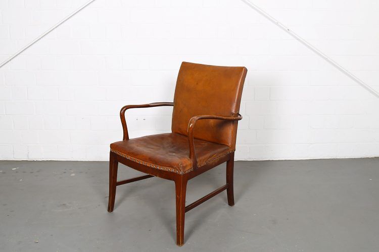 Vintage leather armchair of Danish design