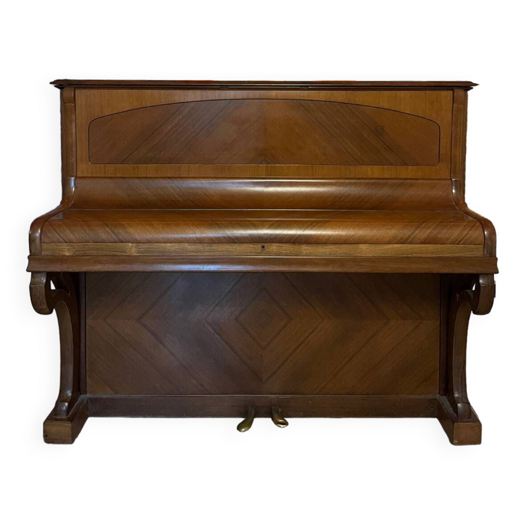 Upright piano