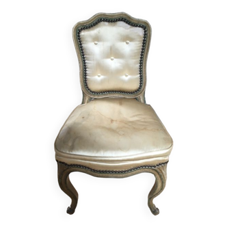 Chaise ancienne