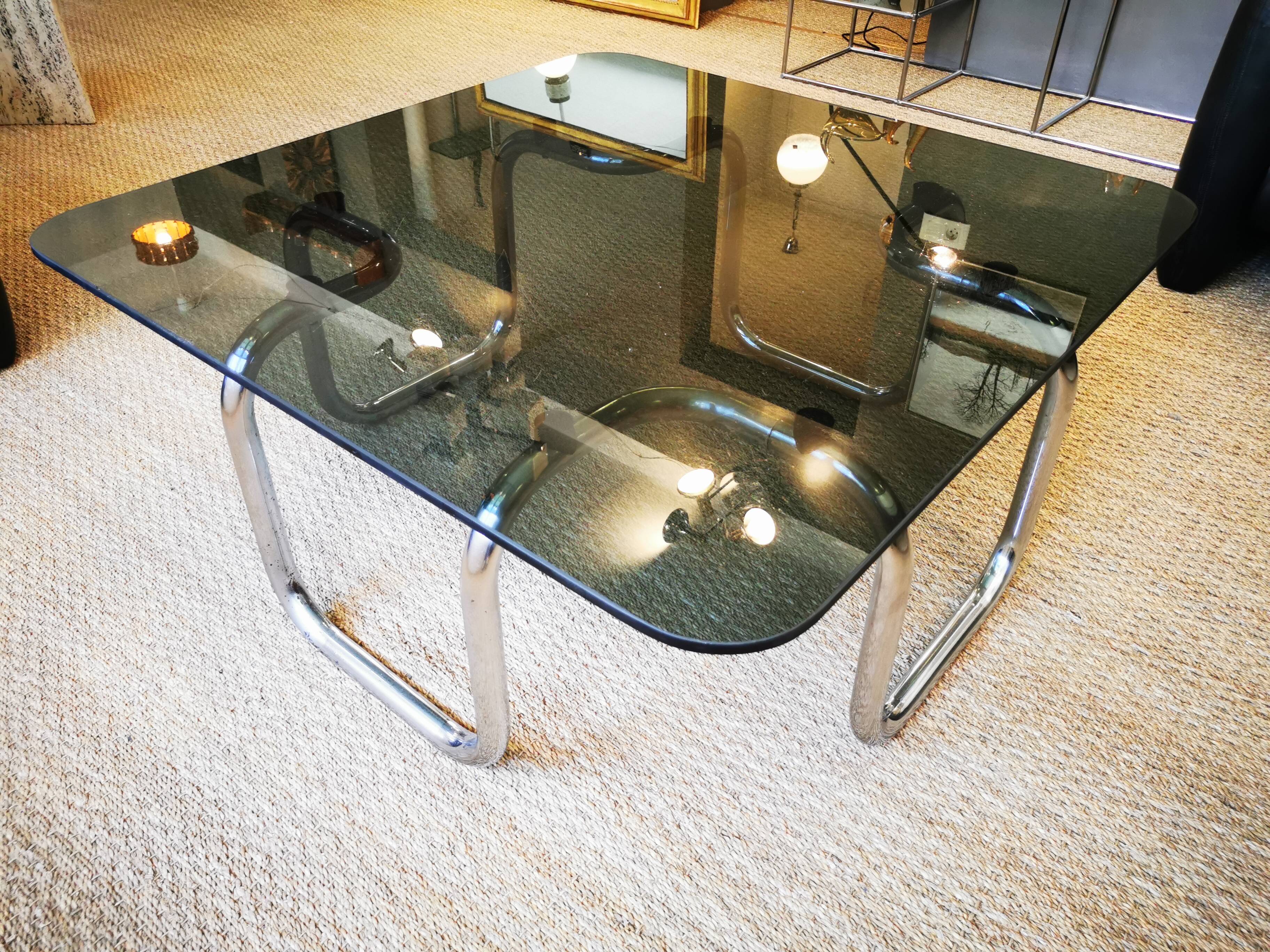 Italian design coffee table, Bauhaus style, 70s