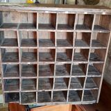 Workshop furniture with compartments