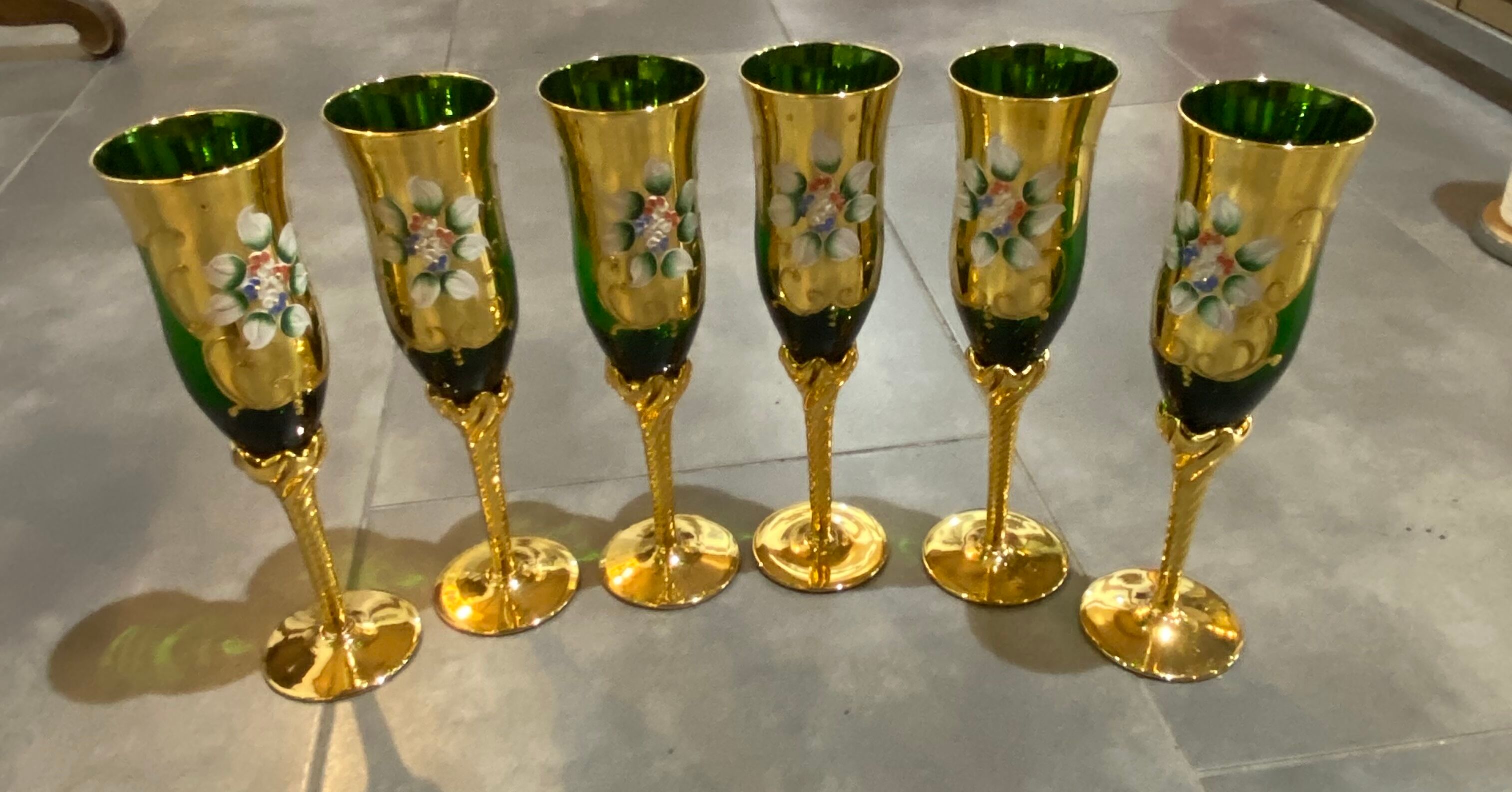6 Murano champagne flutes