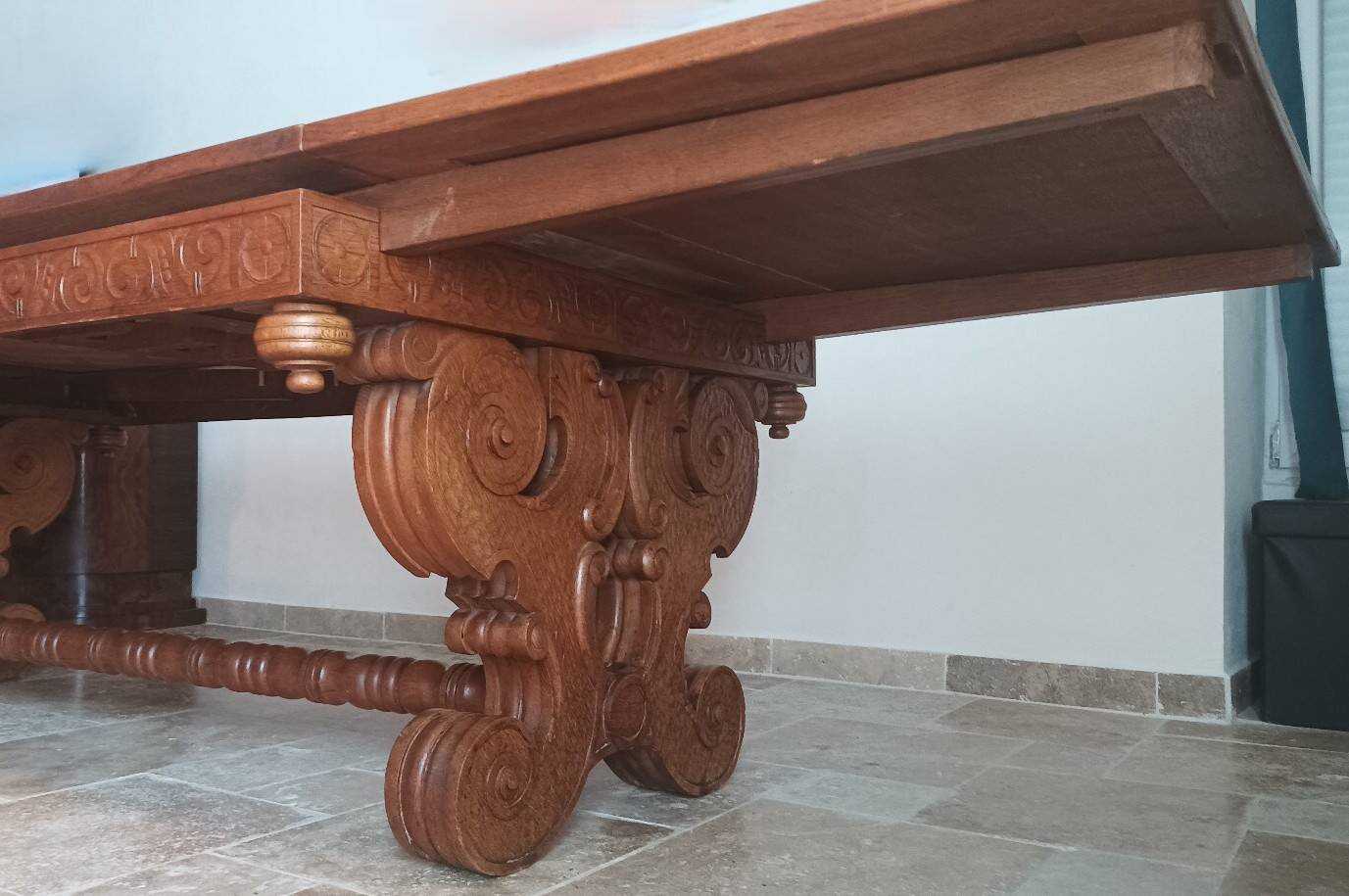 Rocaille table in carved solid oak