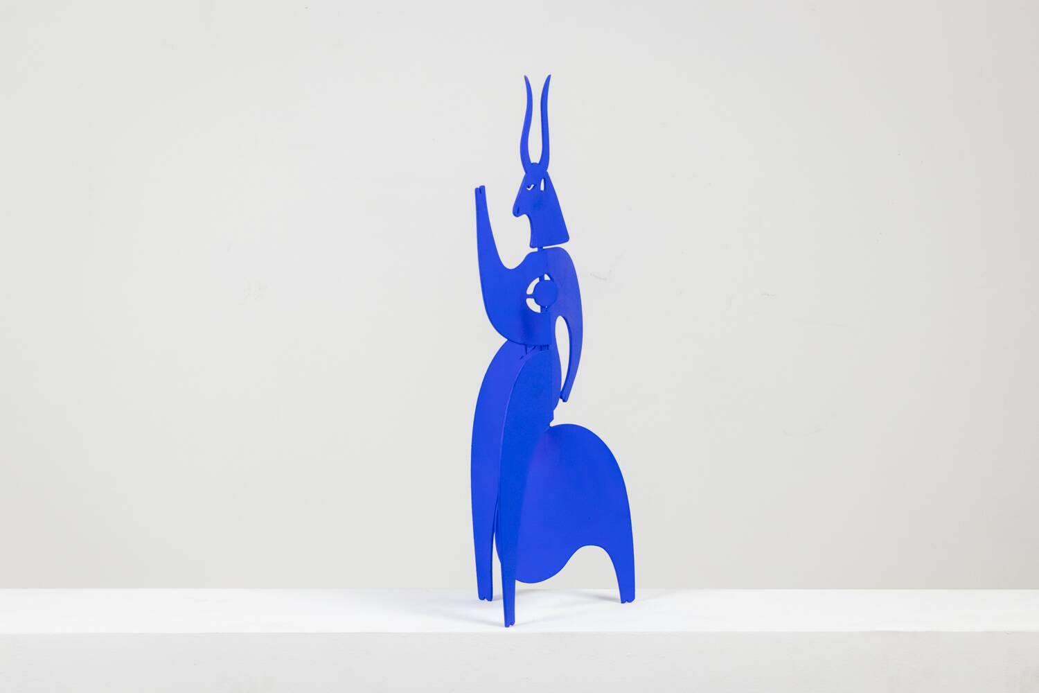 Antonine de Saint Pierre. Blue “Tauride” sculpture. Contemporary.