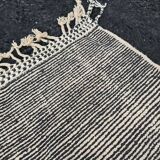 Beni Ouraine rug, white and black, handwoven in the traditional style, size 150x250cm
