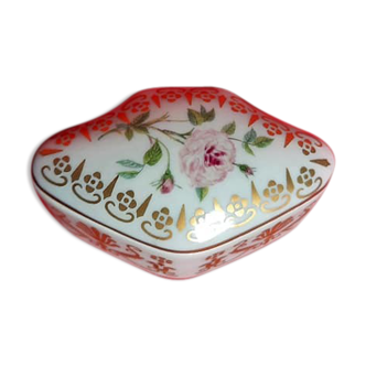 Boite en porcelaine