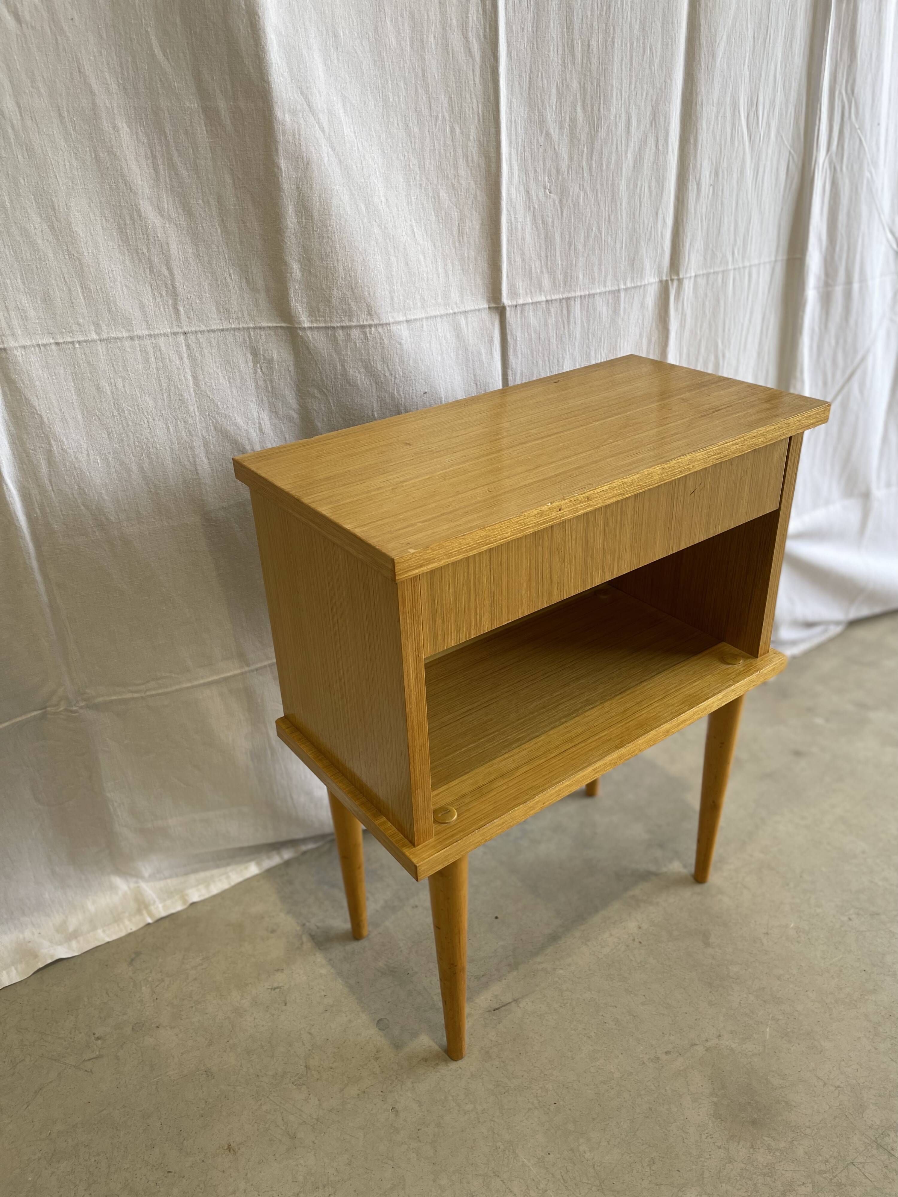 Mid-Century Scandinavian bedside table by Capelle, 1970s