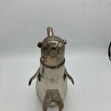 Vintage shaker penguin