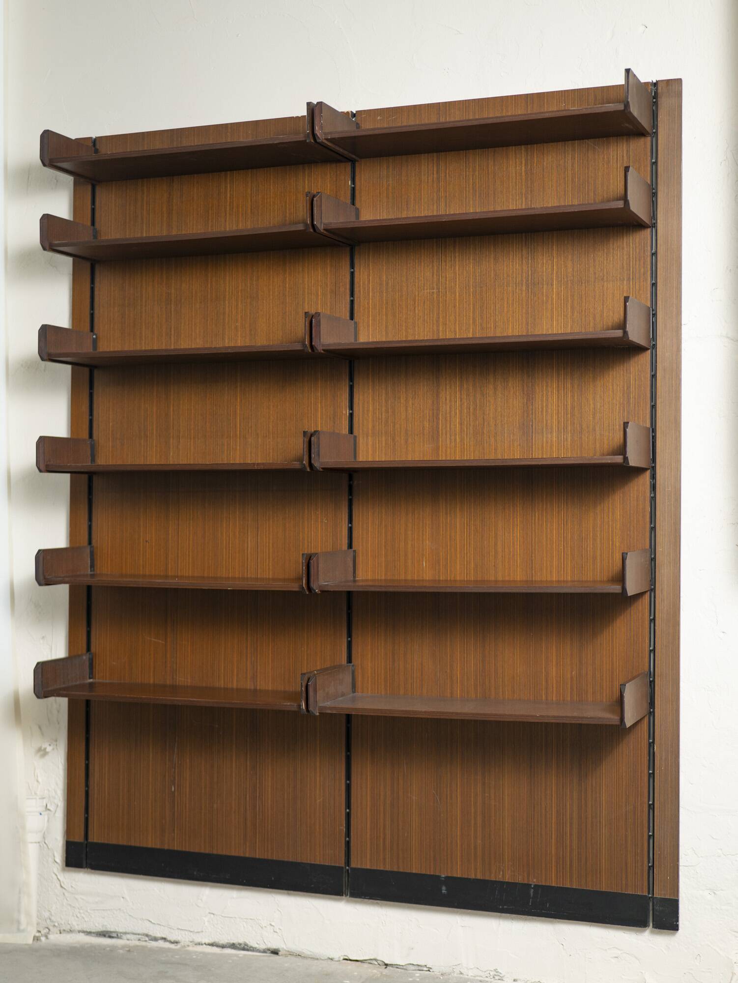 Unité murale en teck, Italie, années 1960