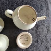 White teapot with filters old and complete p. Precious in Grigny
