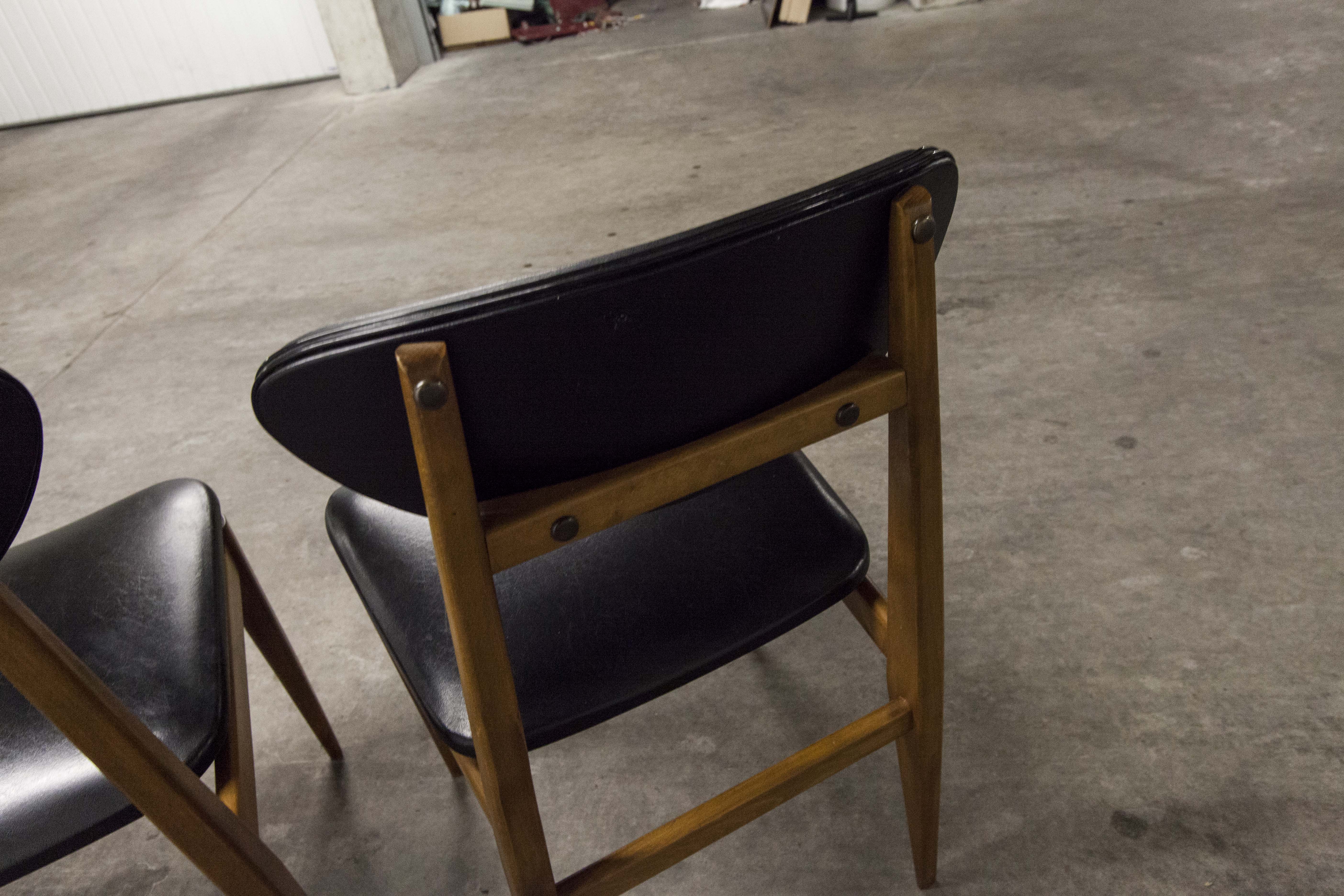 6 Teak chairs with oval back