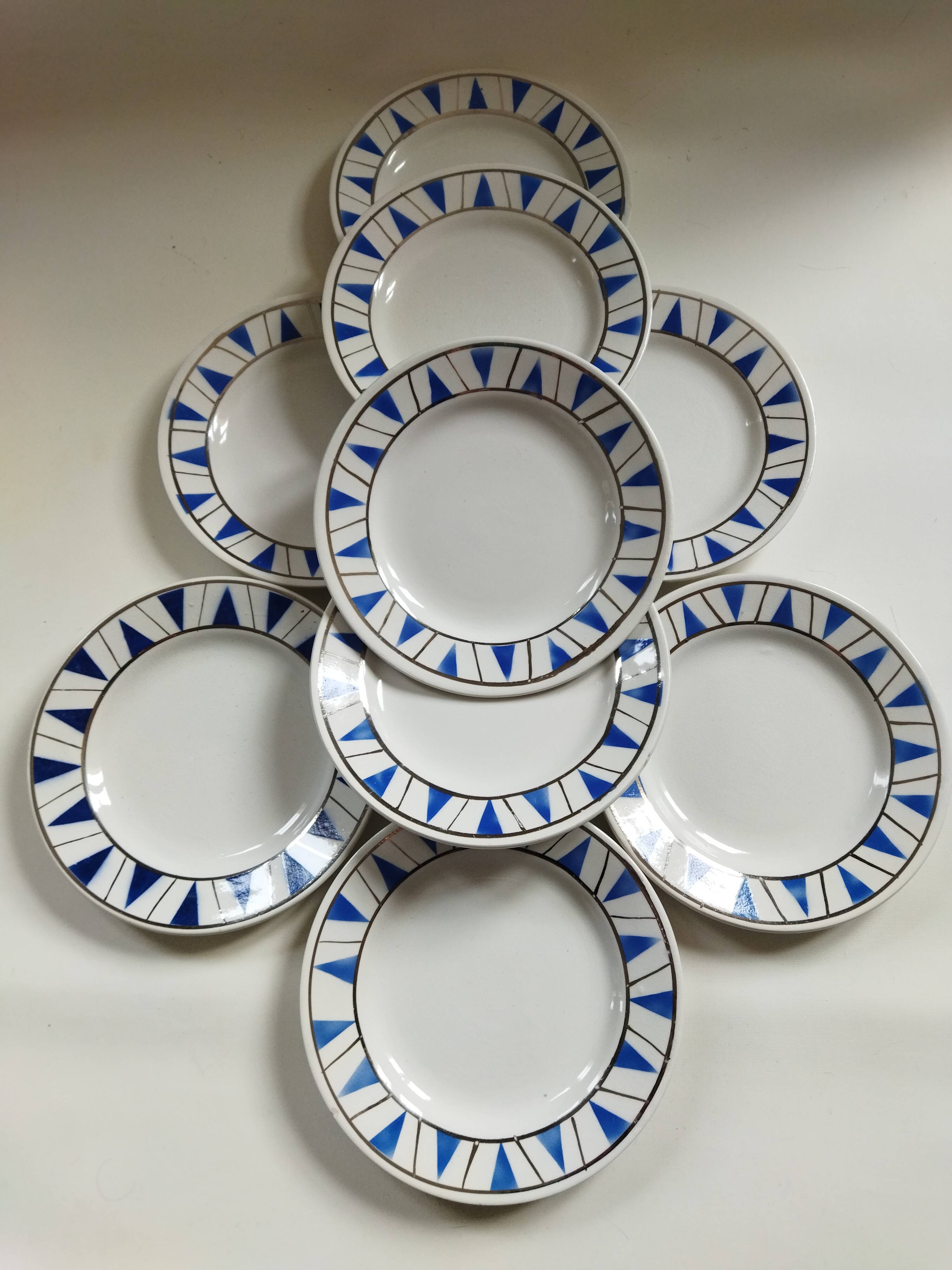 9 dessert plates Hamage & Moulin des Loups, Etoile bleu model