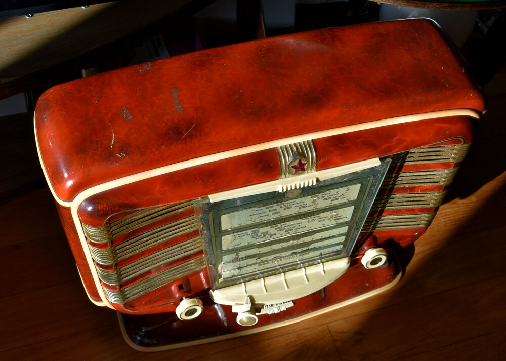 Russian Radio Red Star 1954 TSF