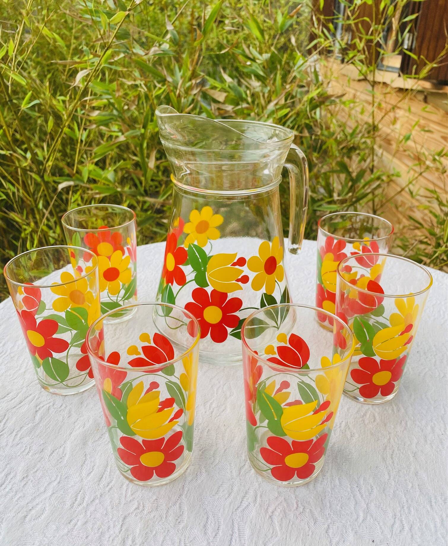 Vintage flower orangeade service