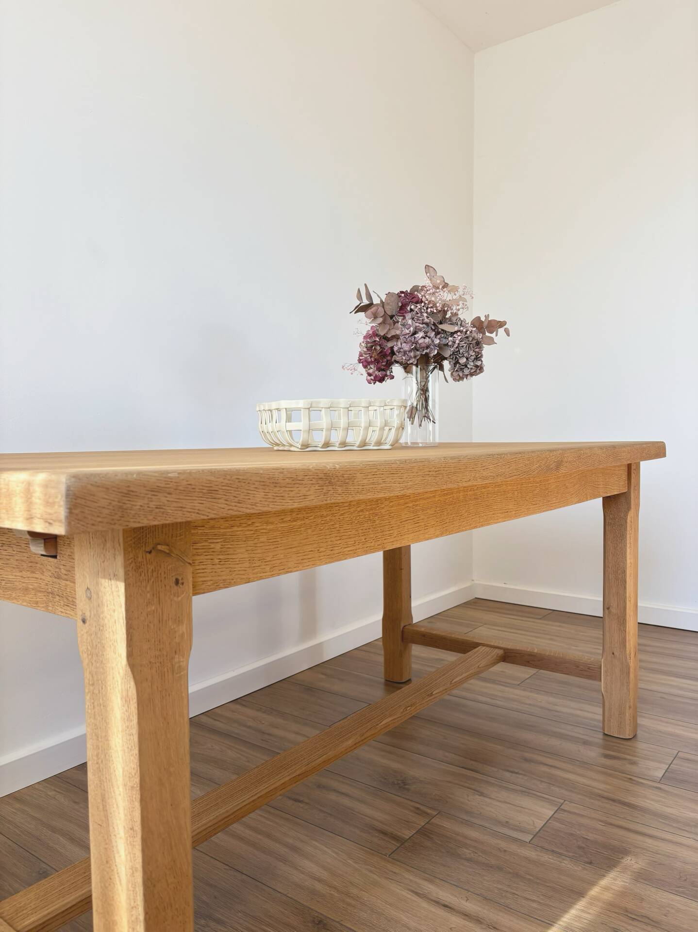 Farm table oak country style with extensions