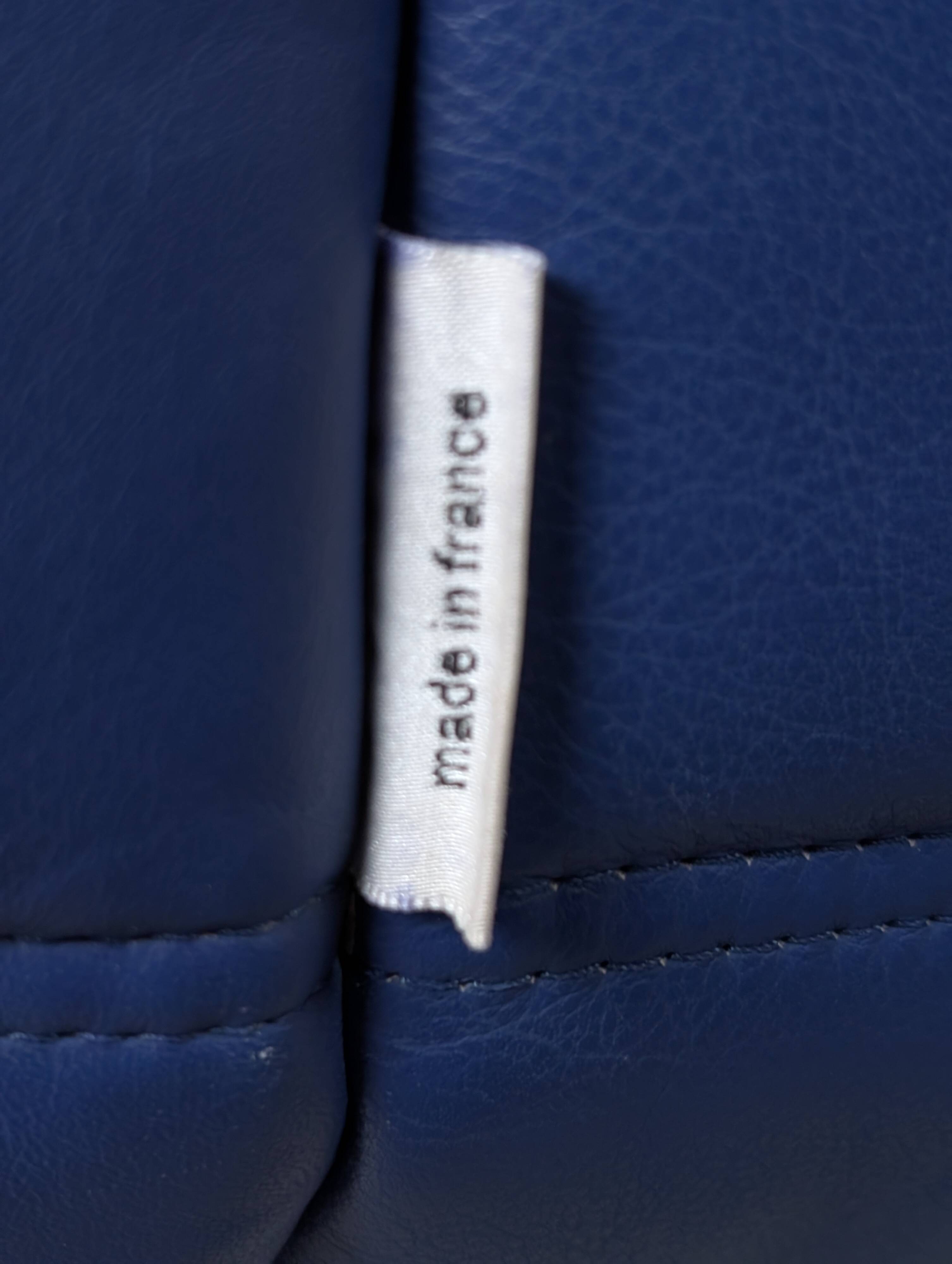 Canapé d'angle Michel Ducaroy Ligne Roset en cuir bleu Togo, France, années 1980