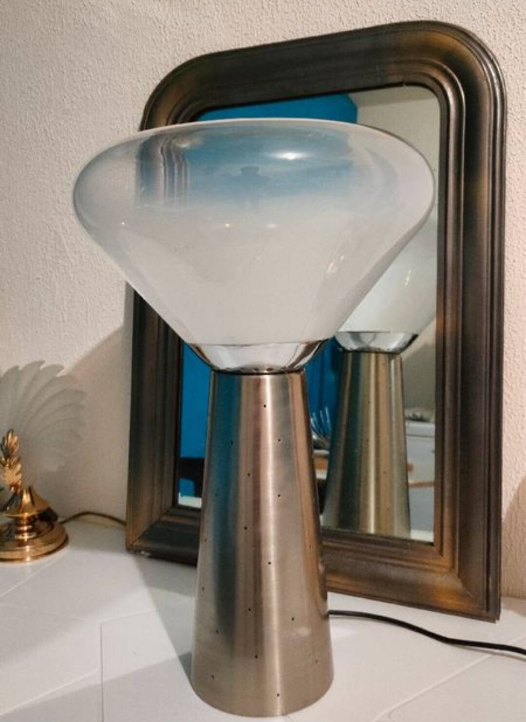 Lampe acier brossé vintage abat jour transparent blanc Italie  1970