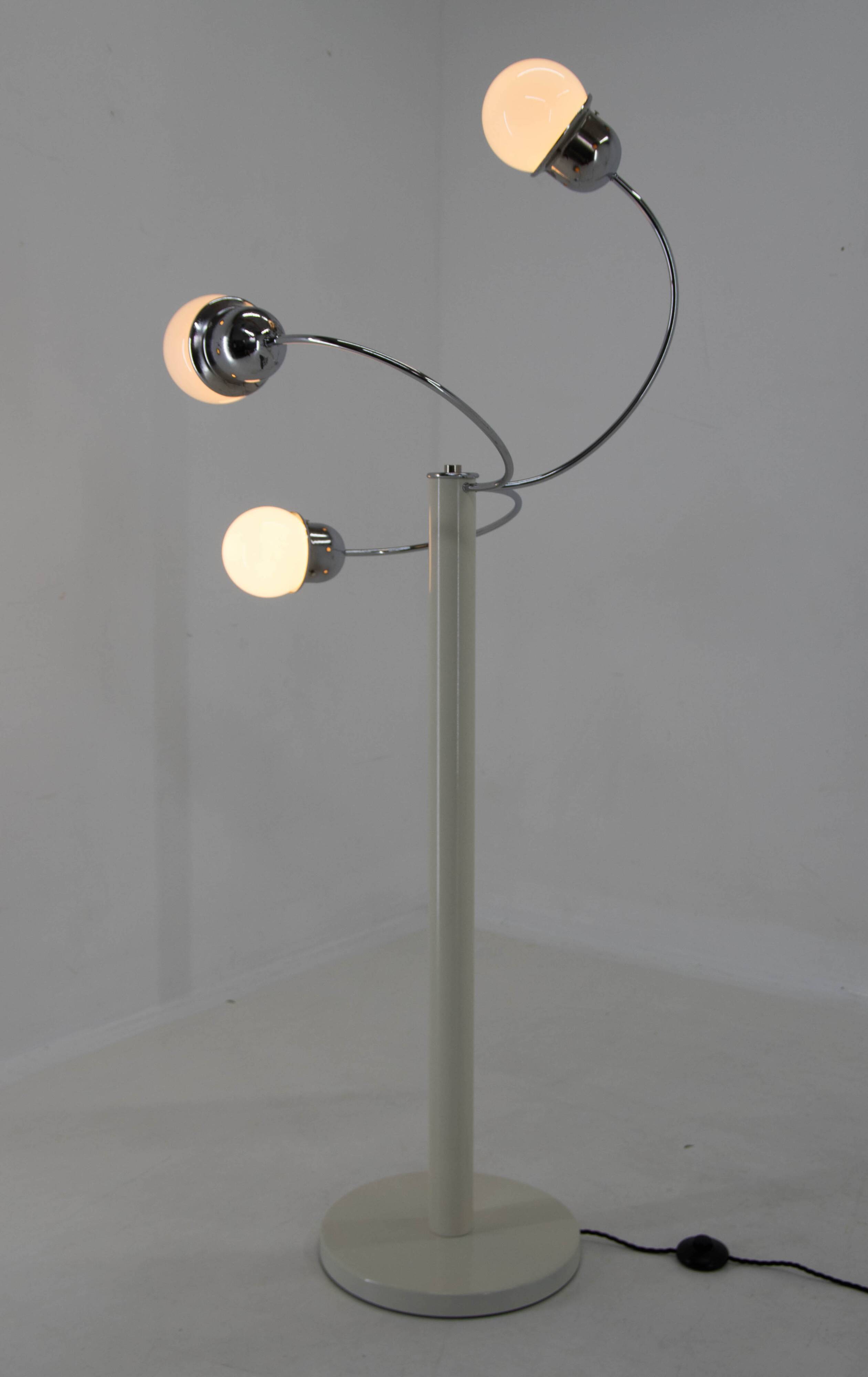 Space age floor lamp Italy 1960s