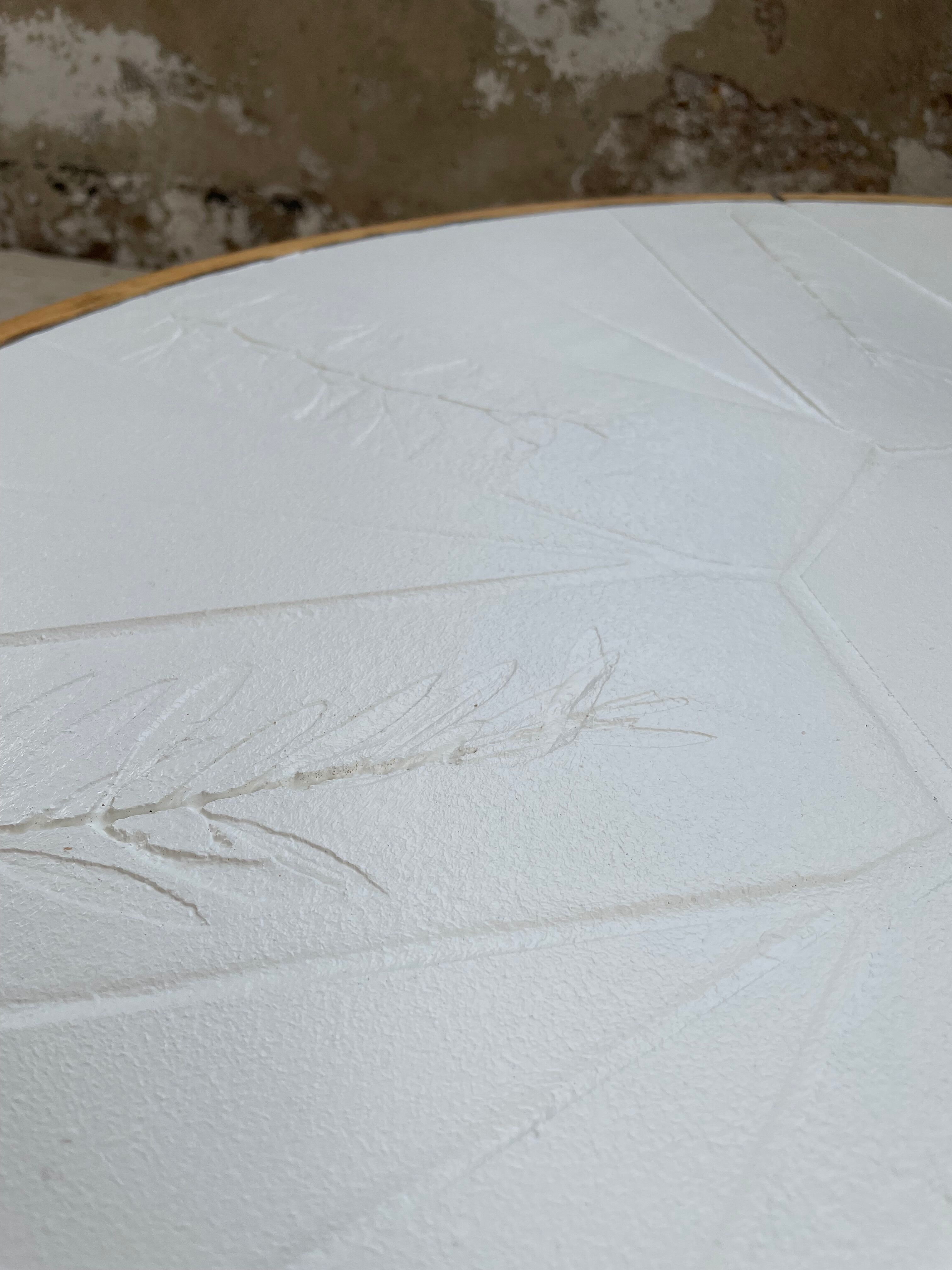 Round coffee table white ceramic and wood