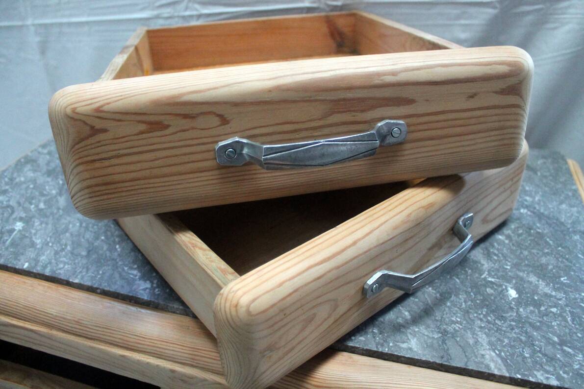 Low mado buffet, marble top, sanded