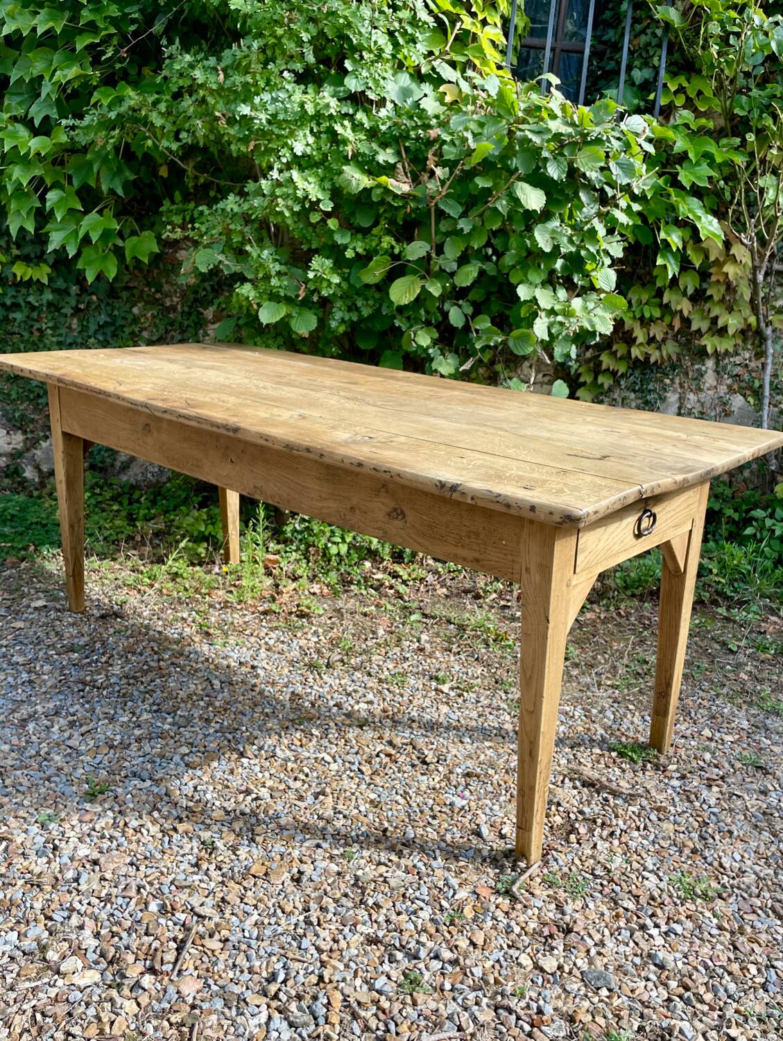 Farmhouse table