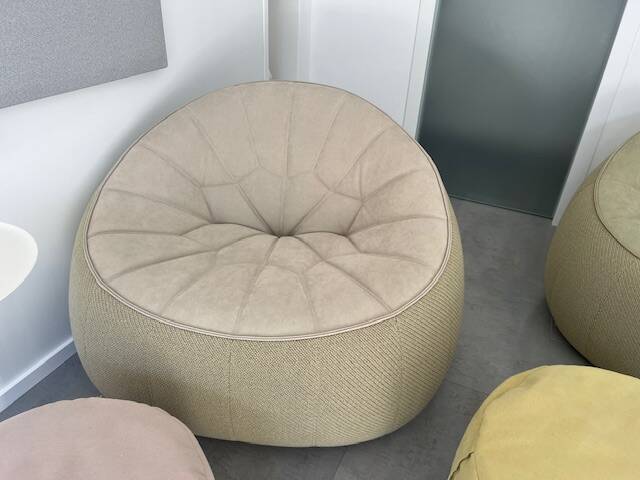 Cinna swivel armchair ottoman model - new condition - alcantara and fabric