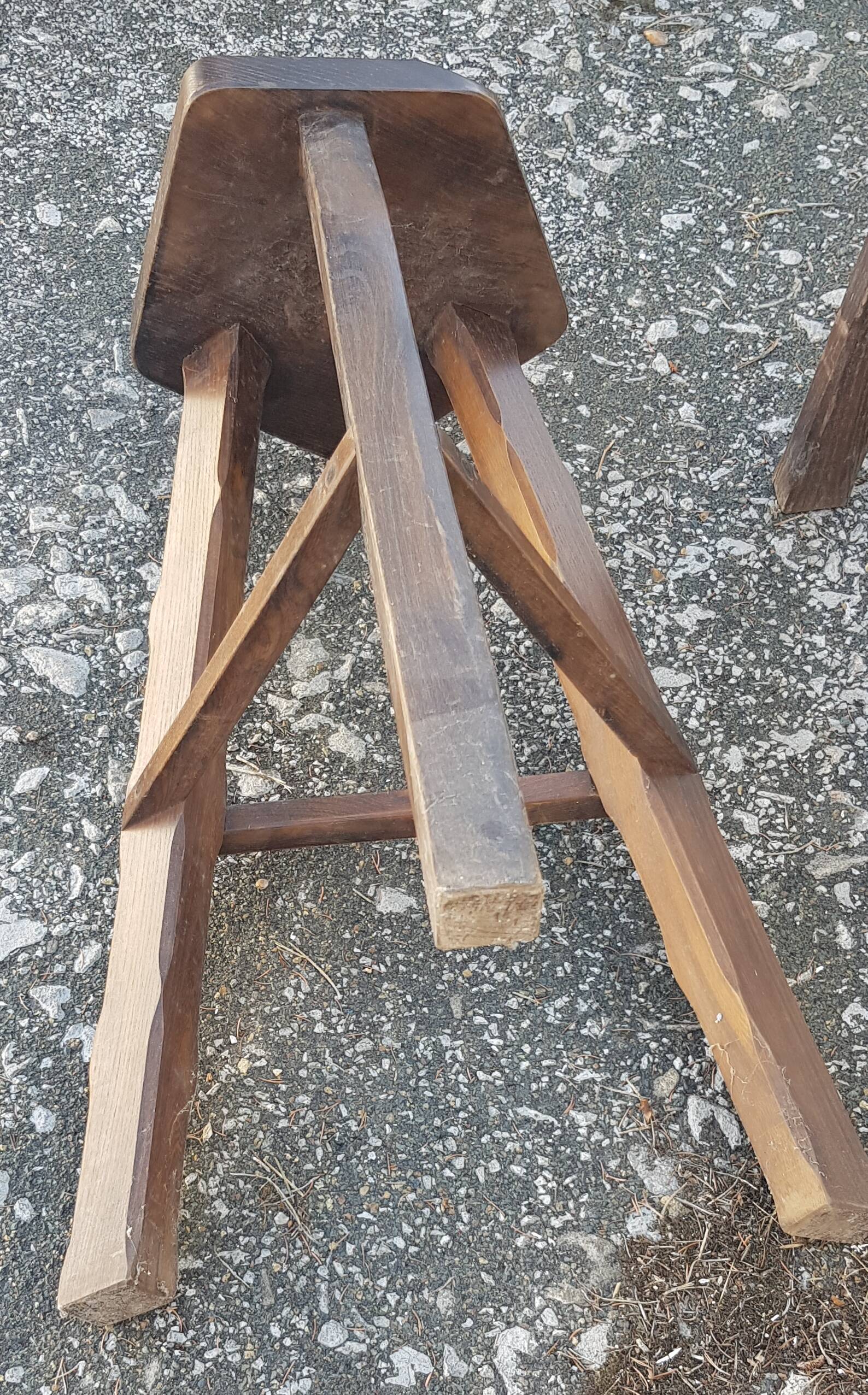 paire de tabourets hauts de bar aranjou