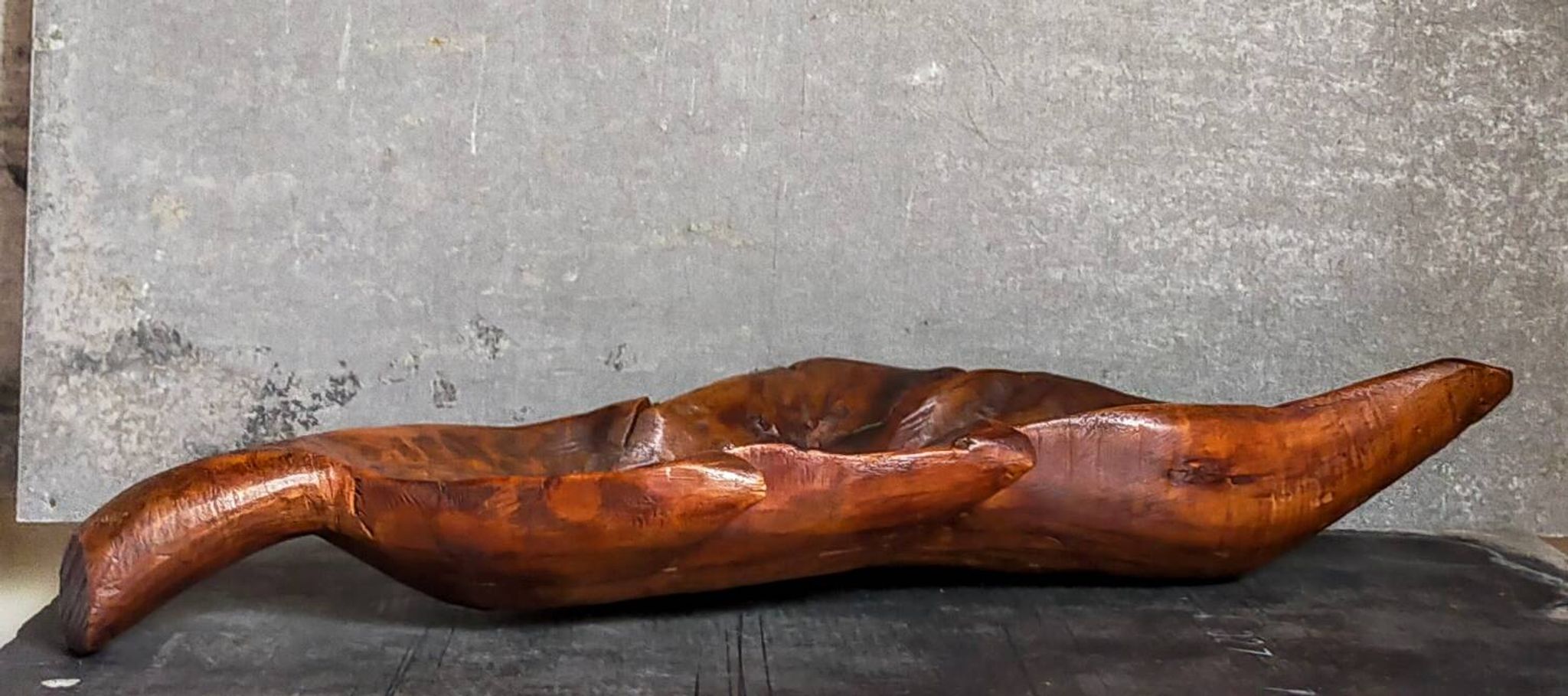 Coupe feuille en bois massif sculptée XXL ancienne