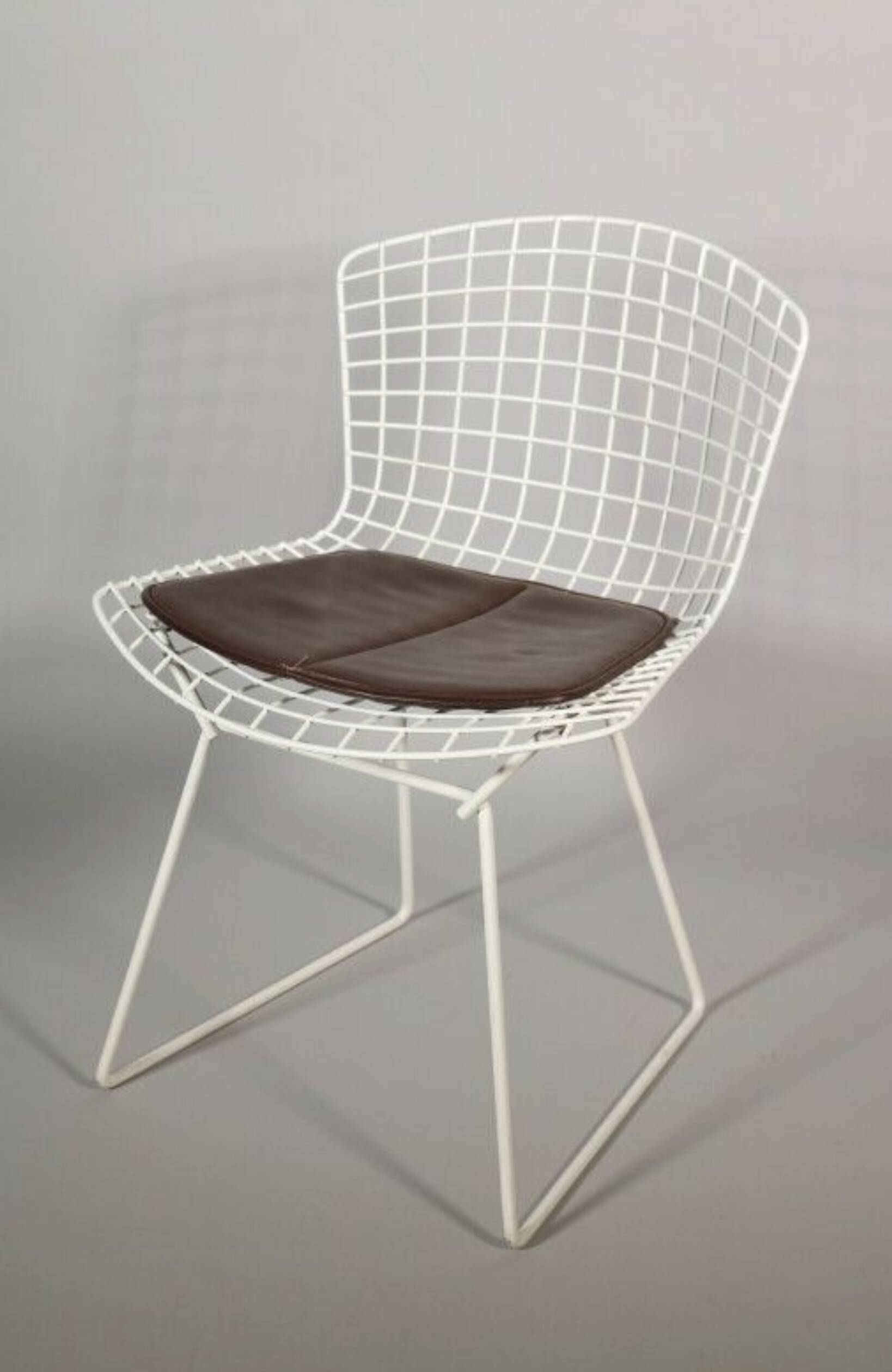 Harry BERTOIA (1915-1978) for KNOLL INTERNATIONAL, publisher. 4 Chairs