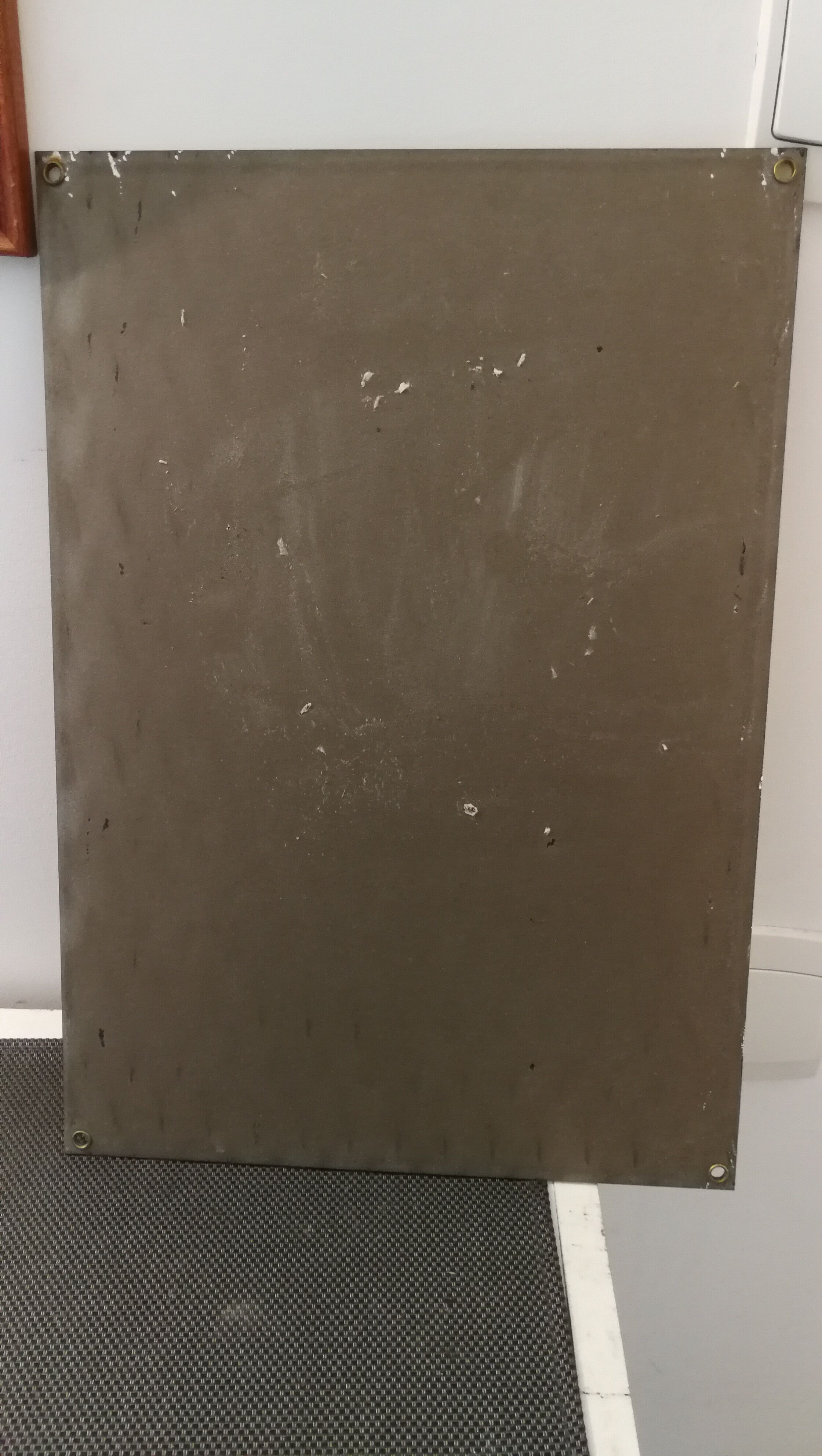 Enamelled plate Shell Aviation products