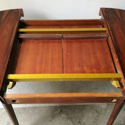 Round extendable table in rosewood 1960s